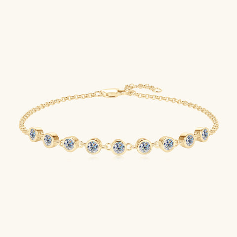  Side view of the 925 Silver Plated 18k Gold Moissanite Bracelet, highlighting its elegant profile and craftsmanship