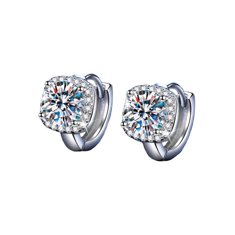 Front view of 925 silver square moissanite earrings showcasing their modern design and luxurious sparkle.
