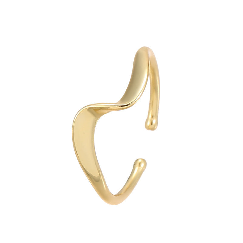  Wave Ring in K Gold Plated 925 Silver on a white background, emphasizing its elegant design and shiny finish.